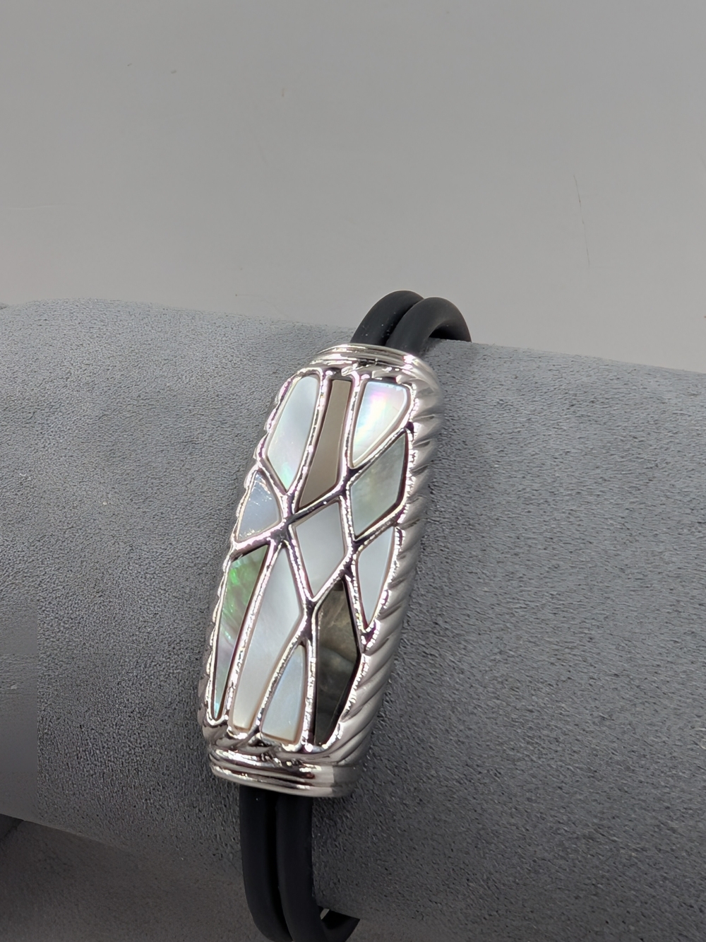 Vintage Lia Sophia Mosaic Mother of Pearl Black Cord Bracelet NWT | 0350